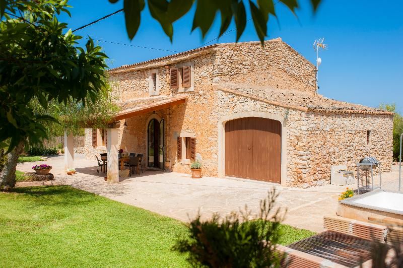 Finca Pessal in Felanitx, Spain