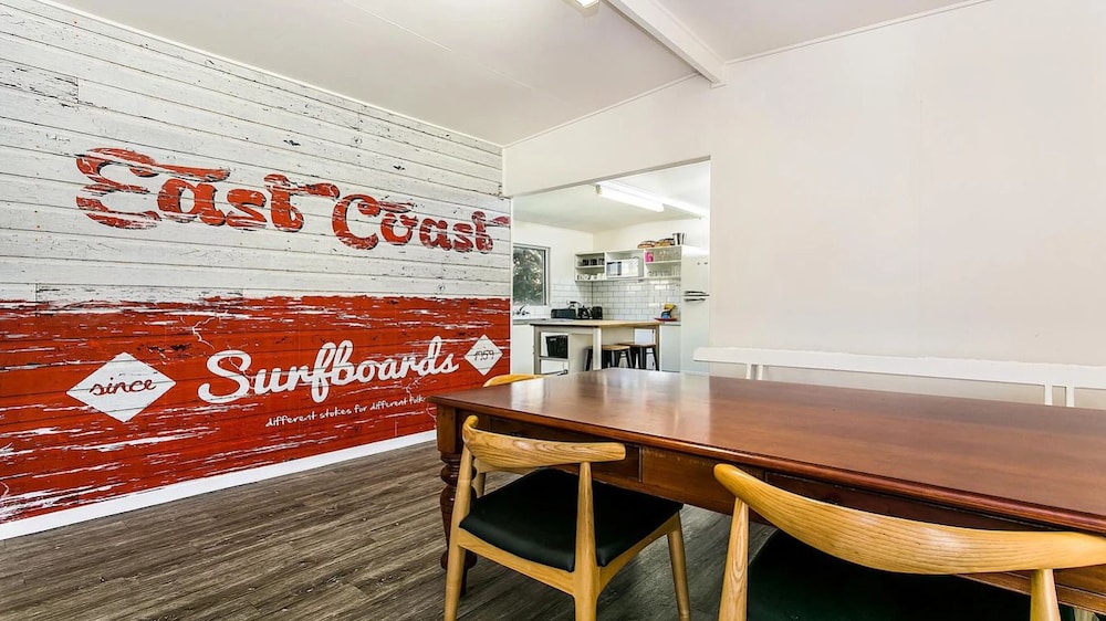 Your Luxury Escape Bungalow 8 — 4-Star Luxury Hotel in Byron Bay, Australia