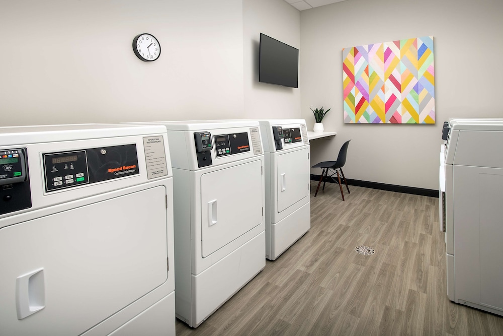 Home2 Suites by Hilton Denver Central Park - photo 15
