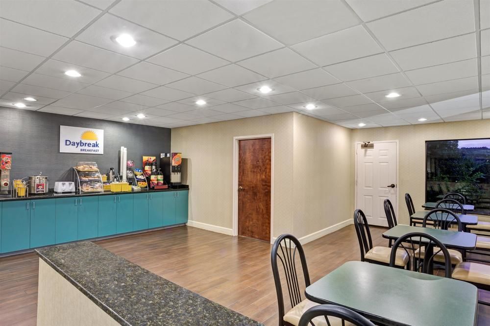 Days Inn Chapel Hill - photo 8