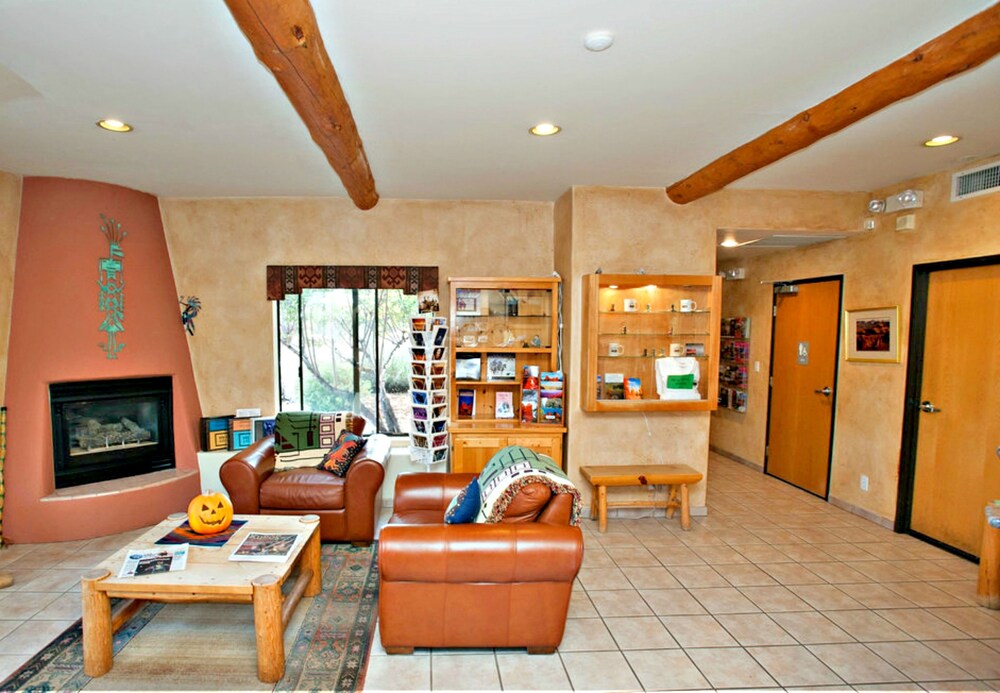 Southwest Inn at Sedona - photo 2