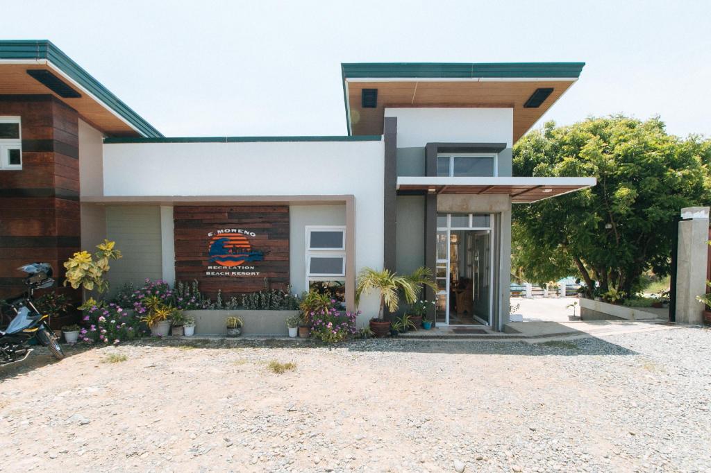 E. Moreno Recreation Beach Resort Ilocos Sur — Candon — photo 2