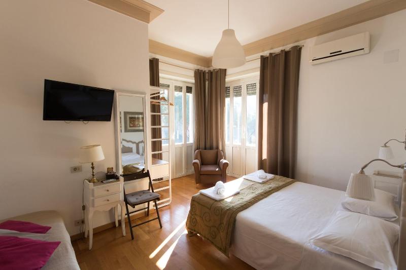 Tevere Home — 4-Star Luxury Hotel in Rome, Italy