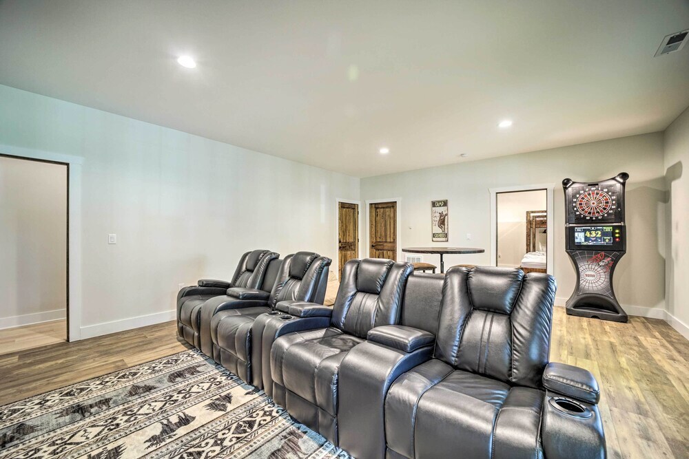 7 Mi to Ski Sapphire Valley: Resort style Retreat - photo 11