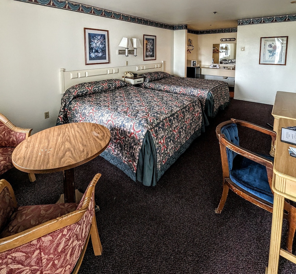 Bayview Inn - photo 8
