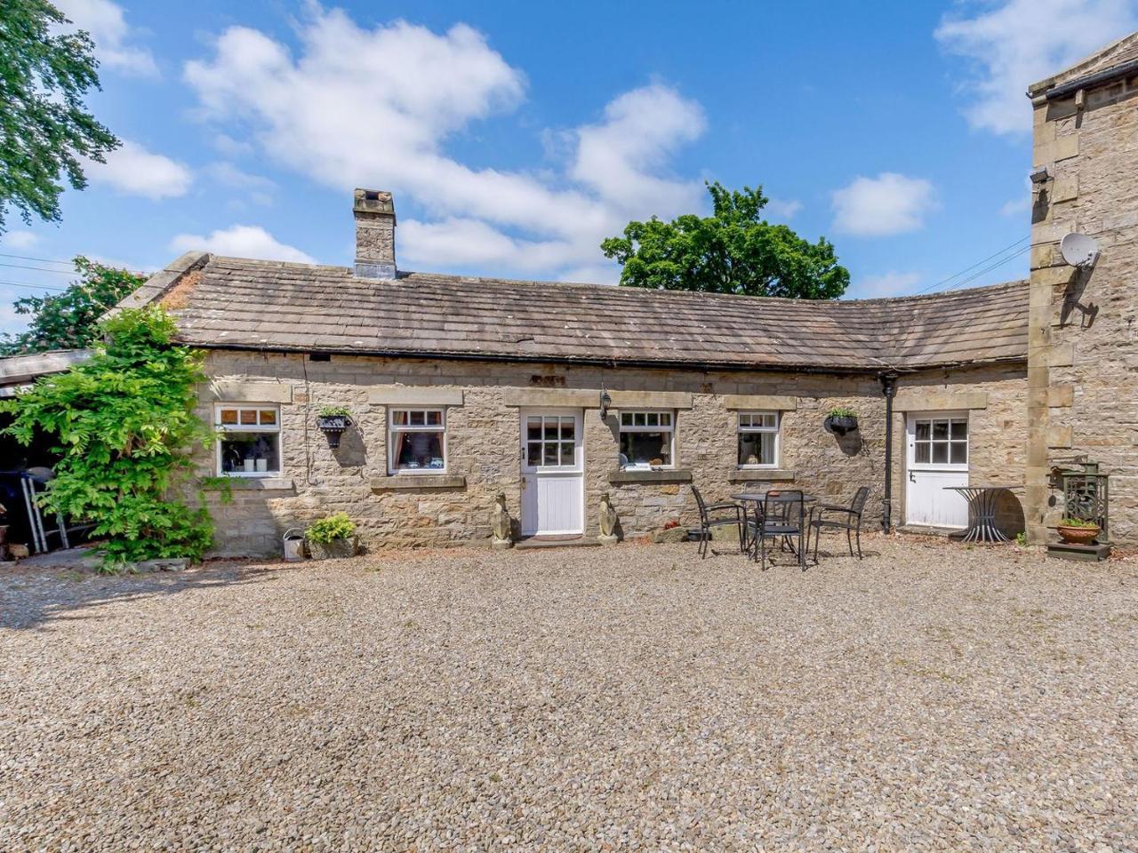 Stable Cottage E5118
