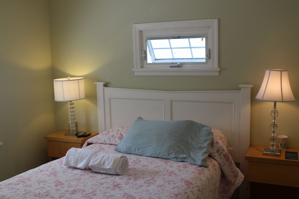 Catskill Seasons Inn - photo 11