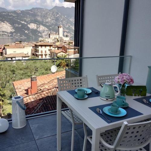 Blue Sky Green — 4-Star Luxury Hotel in Malcesine, Italy