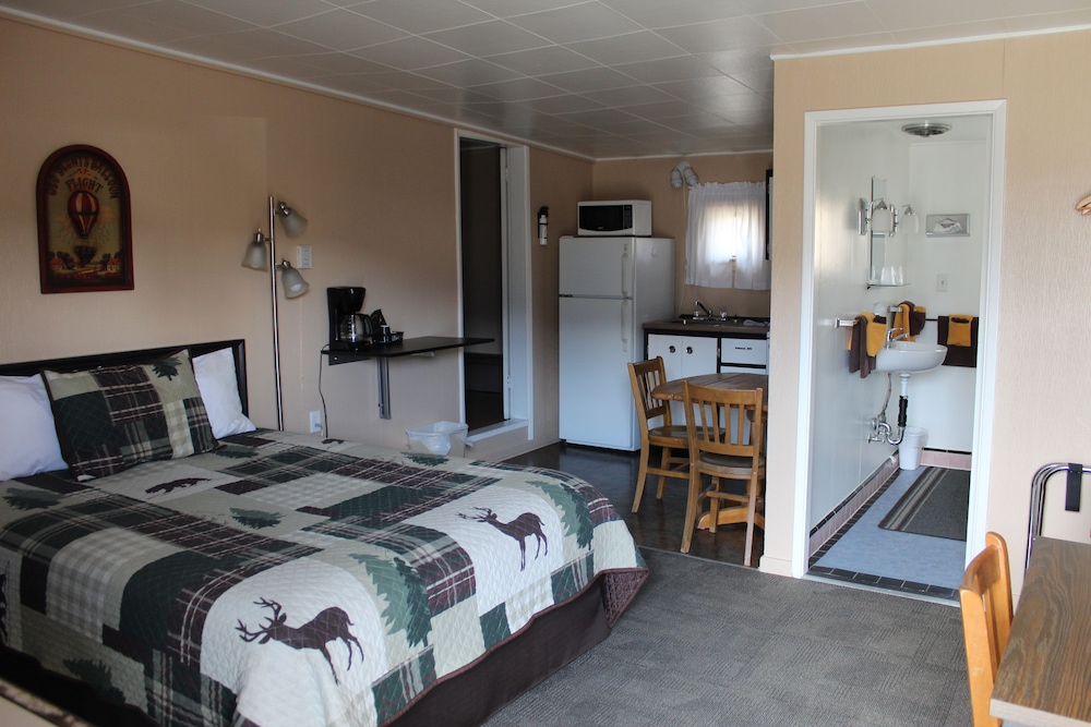 Nomad motel - carbon neutral hotel in Clinton