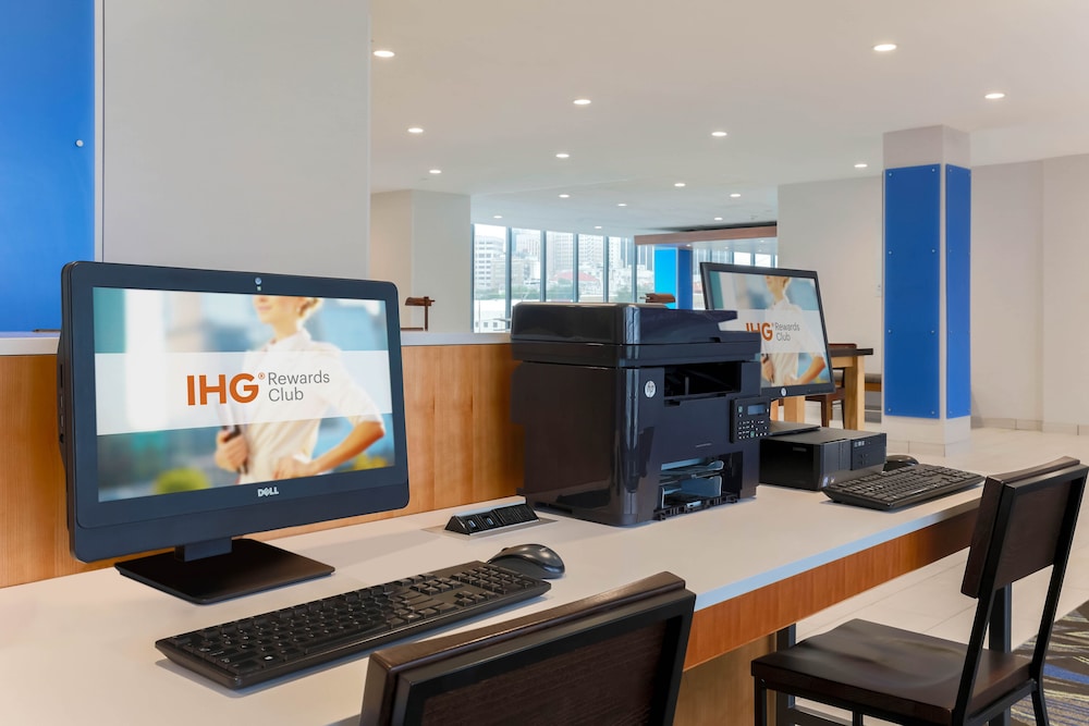 Holiday Inn Express & Suites Fort Worth Downtown by IHG - photo 20