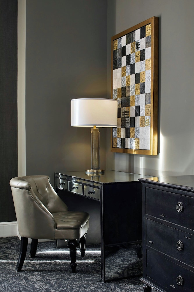 Le Pavillon New Orleans a Tribute Portfolio Hotel by Marriott - photo 47