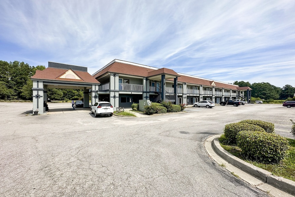 Executive Inn Ridgeway I 77 - photo 8