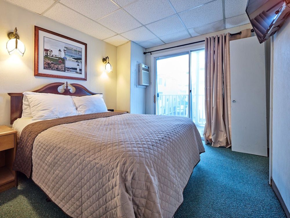 The Hillcrest - photo 8
