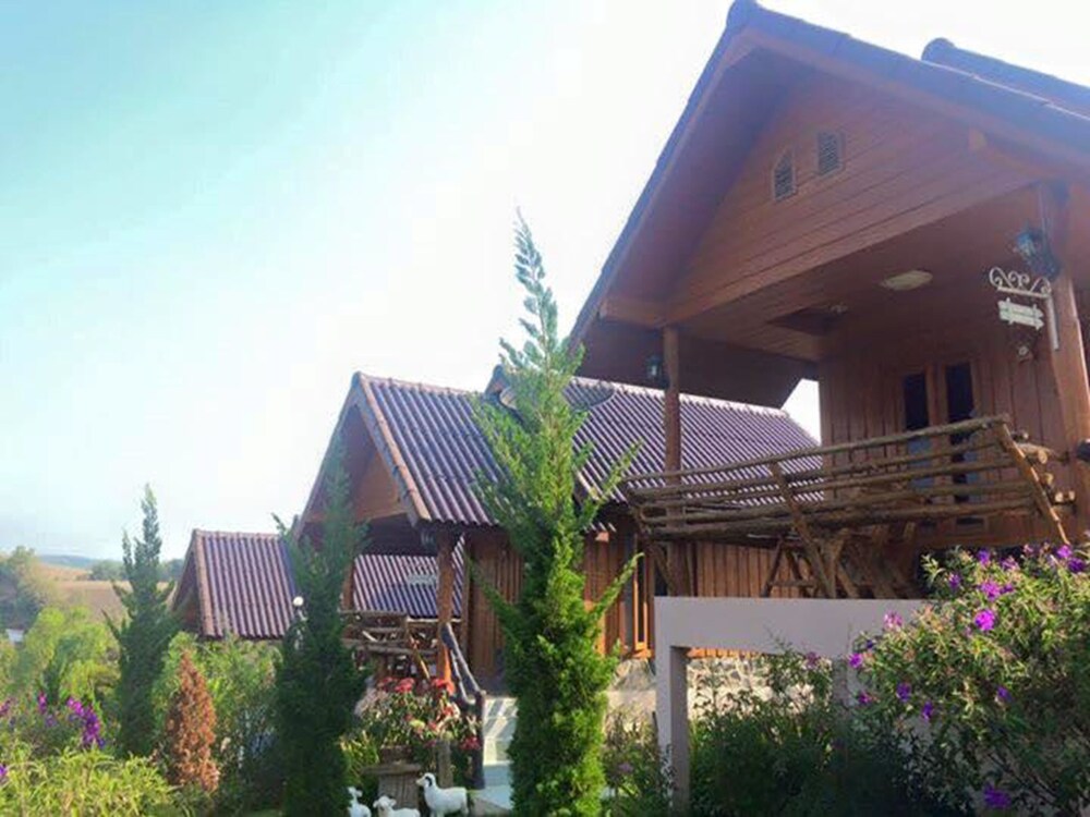 Indah Garden Hill Resort in Khao Kho, Thailand