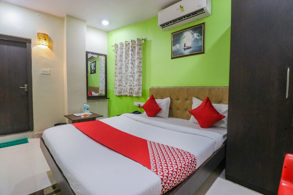 Oyo 47586 J J Residency — Bargarh — photo 2