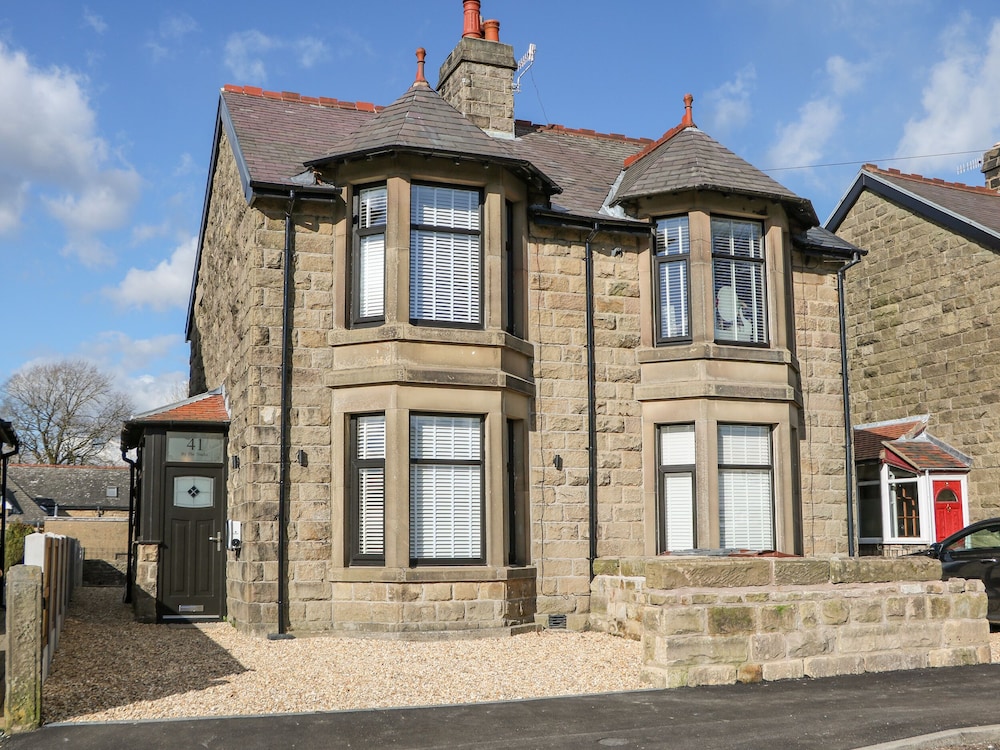 By the Tracks in Buxton, United Kingdom