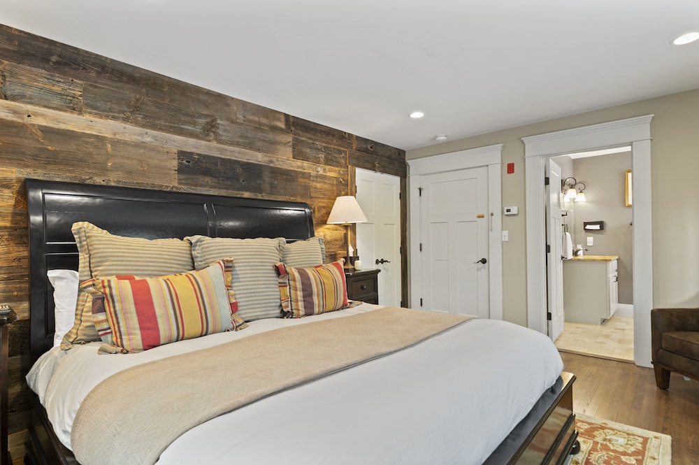Brook Bound Inn - photo 34