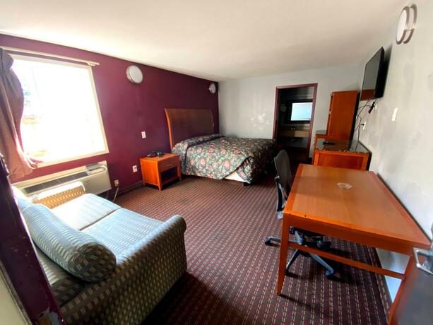 Embers Inn - photo 15
