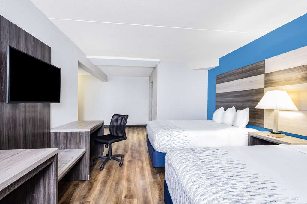 Wingate by Wyndham Wichita Airport - photo 19