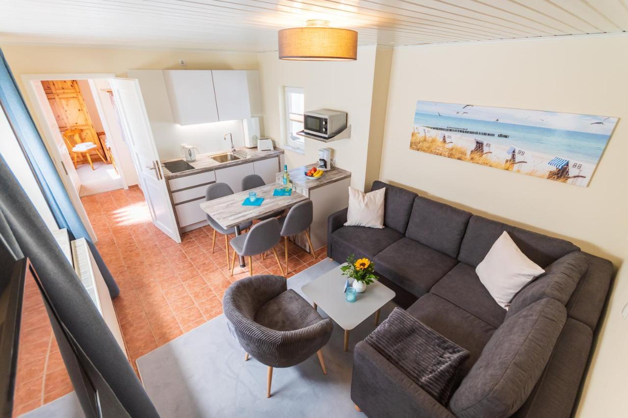 Ferienbungalow Fischerstrand — 4-Star Luxury Hotel in Ostseebad Binz, Germany