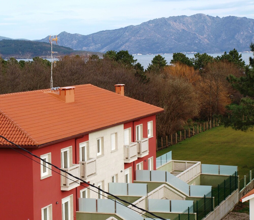 Apartamentos VIDA Finisterre — 4-Star Luxury Hotel in Fisterra, Spain