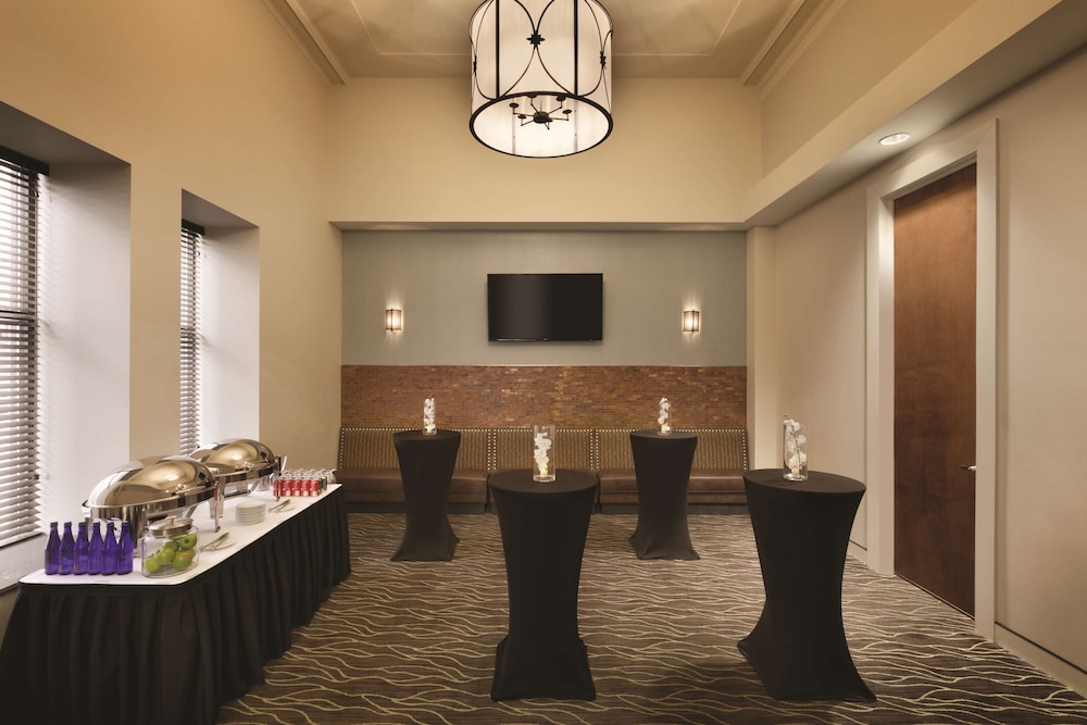 Hilton Garden Inn Rochester Downtown NY - photo 47