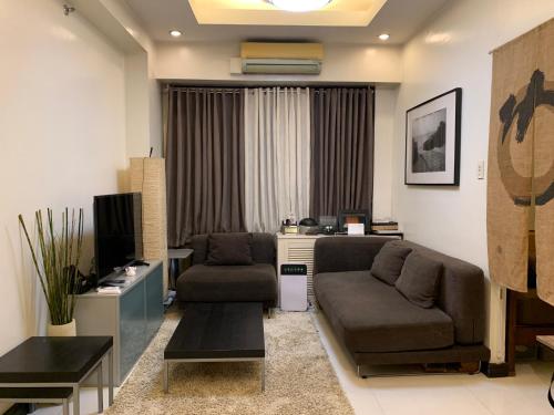 Eastwood Residence Above Eastwood Mall — 4-Star Luxury Hotel in Manila, Philippines