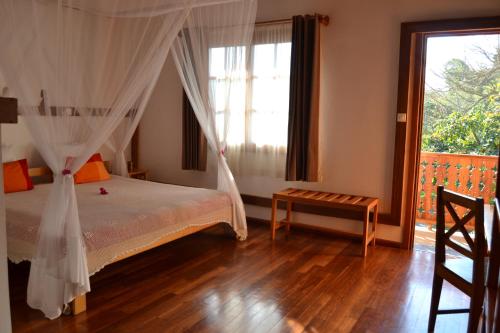 Hotel Ambalakely — Unknown City — photo 2