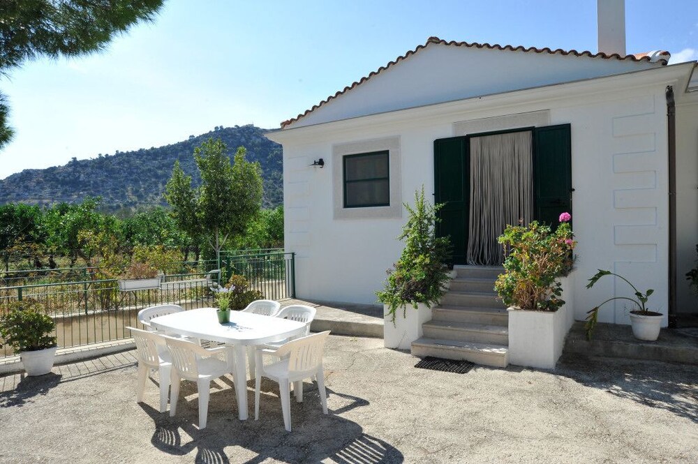 Tre Torri in Mattinata, Italy