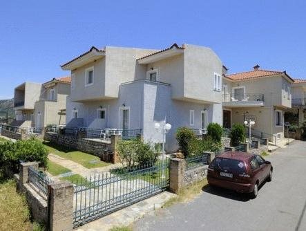 Remvi Hotel Apartments — Messini