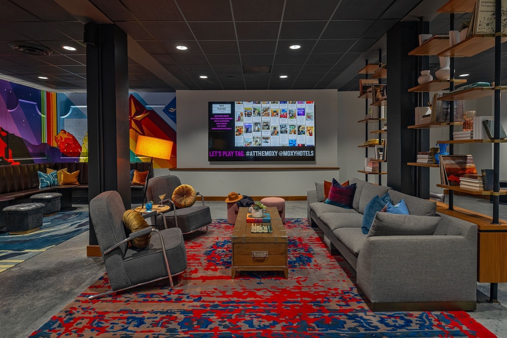 Moxy Phoenix Downtown - photo 6