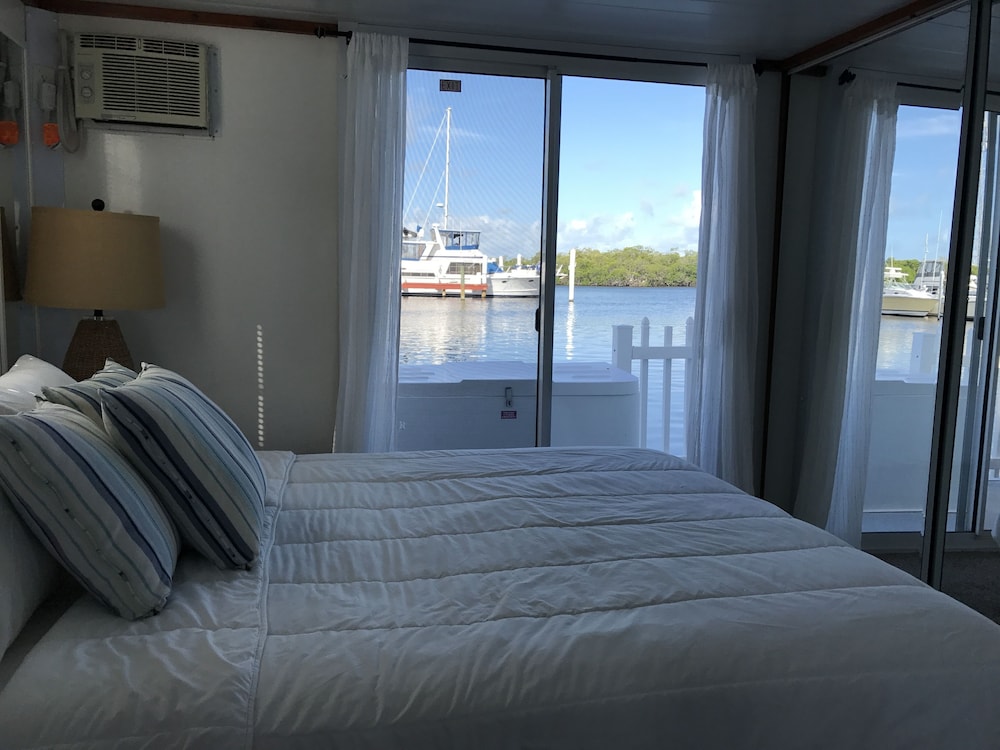 Mangrove Marina and Resort Aqualodge Houseboats - photo 12