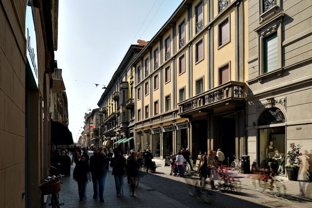 My House Apartments — 4-Star Luxury Hotel in Cremona, Italy