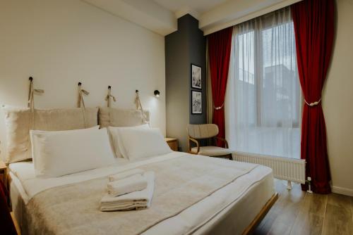 Skyline Luxury Suites