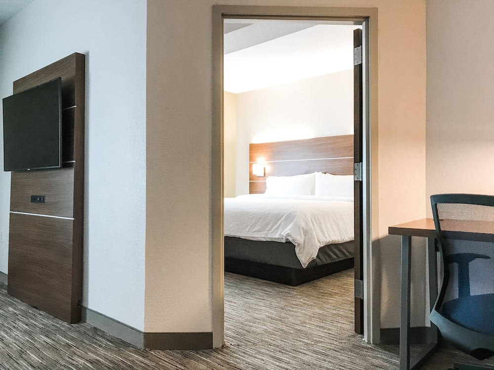 Holiday Inn Express Statesboro by IHG - photo 3