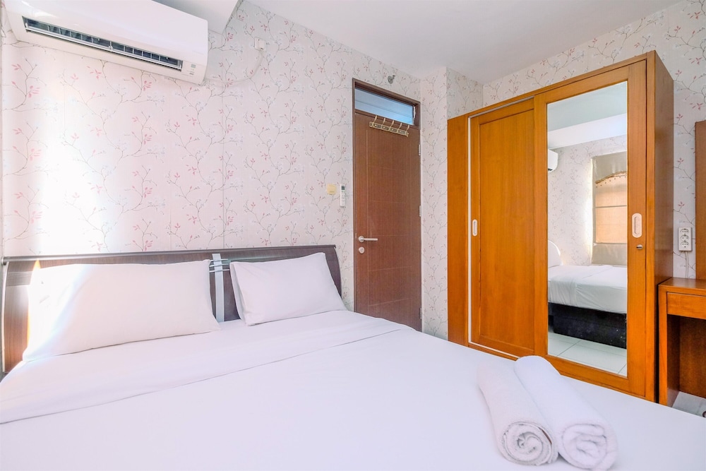 Comfortable and Tidy 2BR Lagoon Bekasi Town Square Apartment By Travelio — 4-Star Luxury Hotel in Bekasi, Indonesia