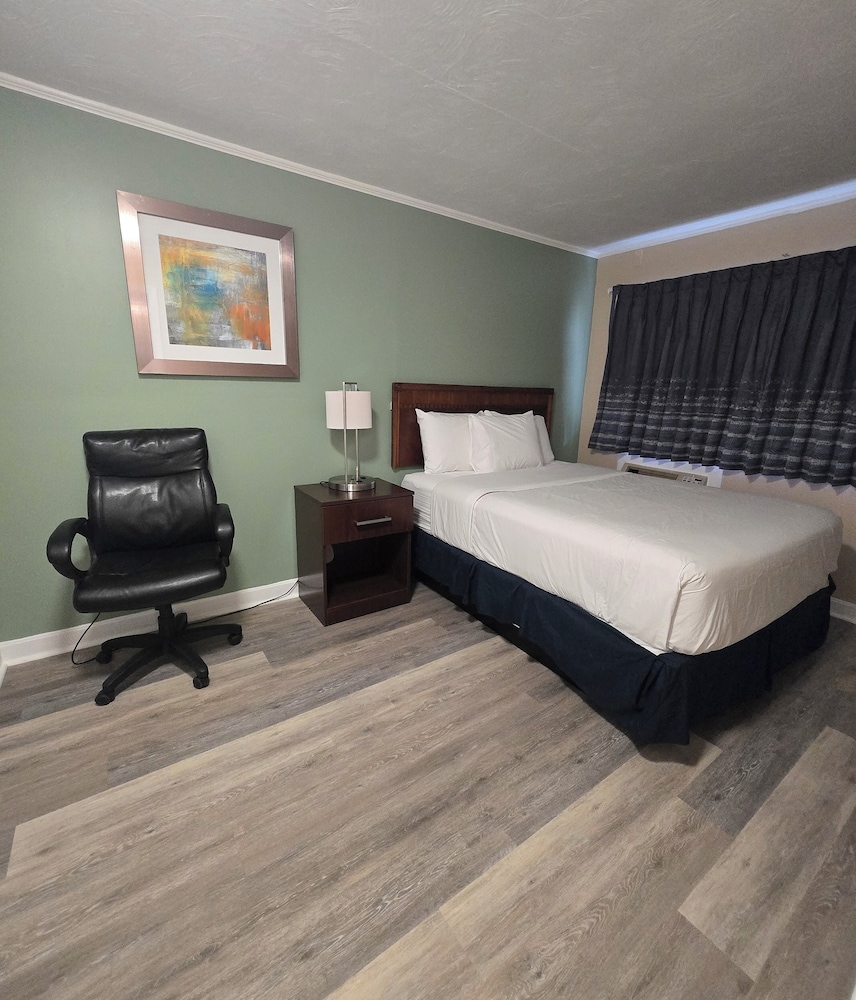 Ayer Motor Inn - photo 11