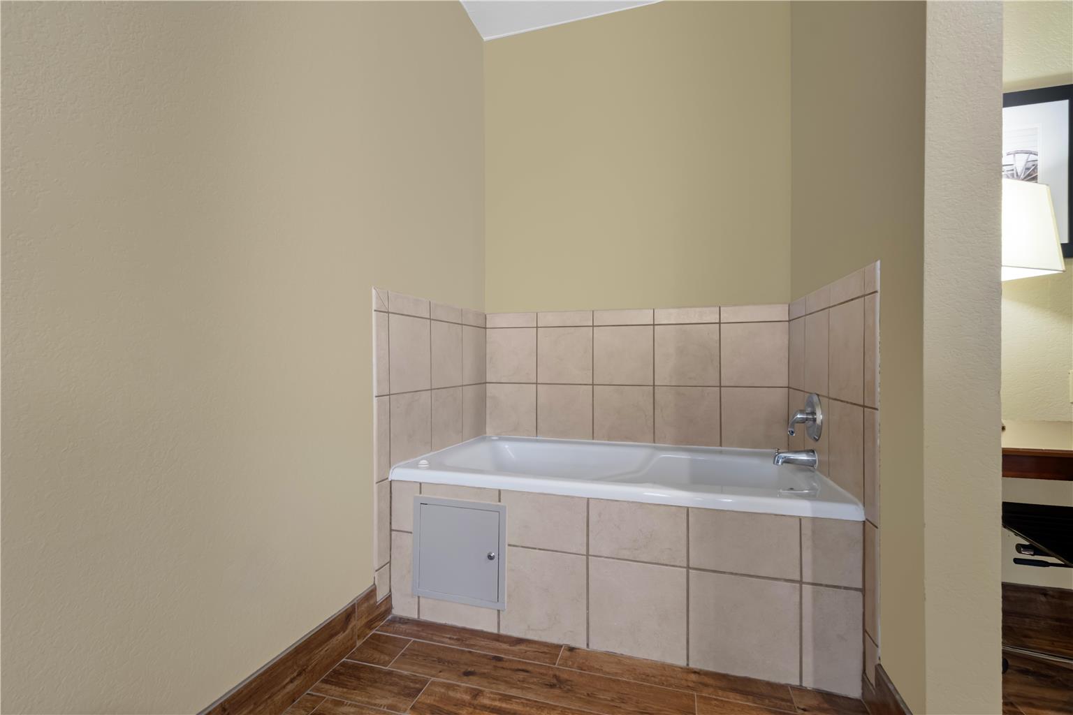 Best Western Plus Shamrock Inn & Suites - photo 17
