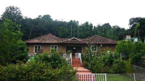 Nila Homestay — 5-Star Luxury Hotel in Punalur, India