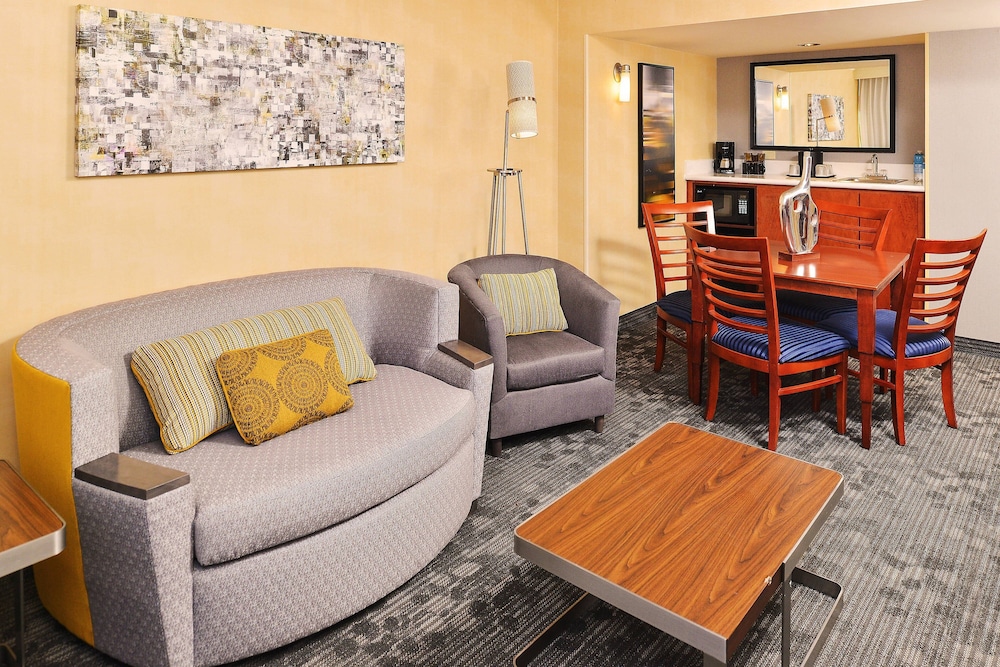 Courtyard by Marriott Denver Cherry Creek - photo 28