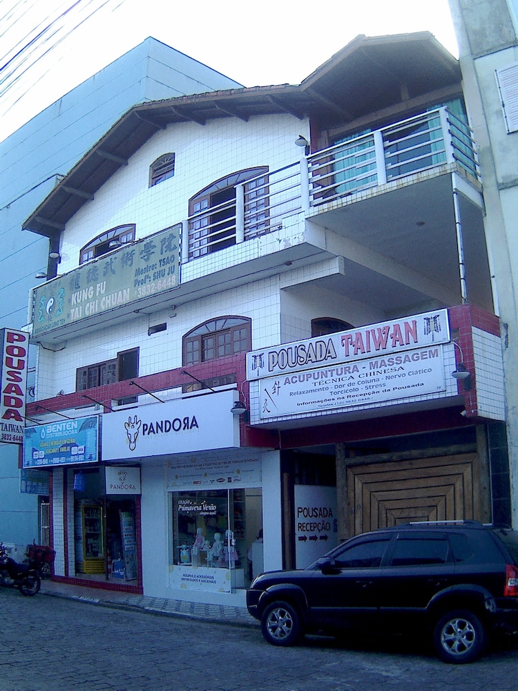 Pousada Taiwan - last minute hotel in Ubatuba