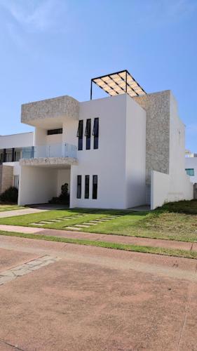 BNAYAR Tortugas 38 con acceso al Club de Playa in Cruz De Huanacaxtle, Mexico