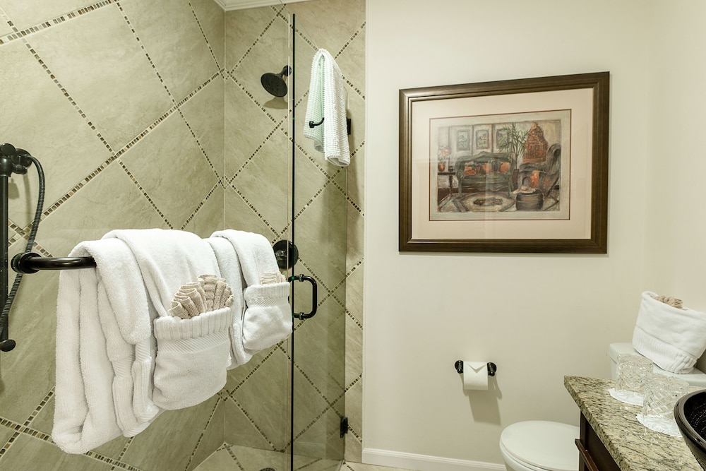 The Kenwood Inn - photo 51