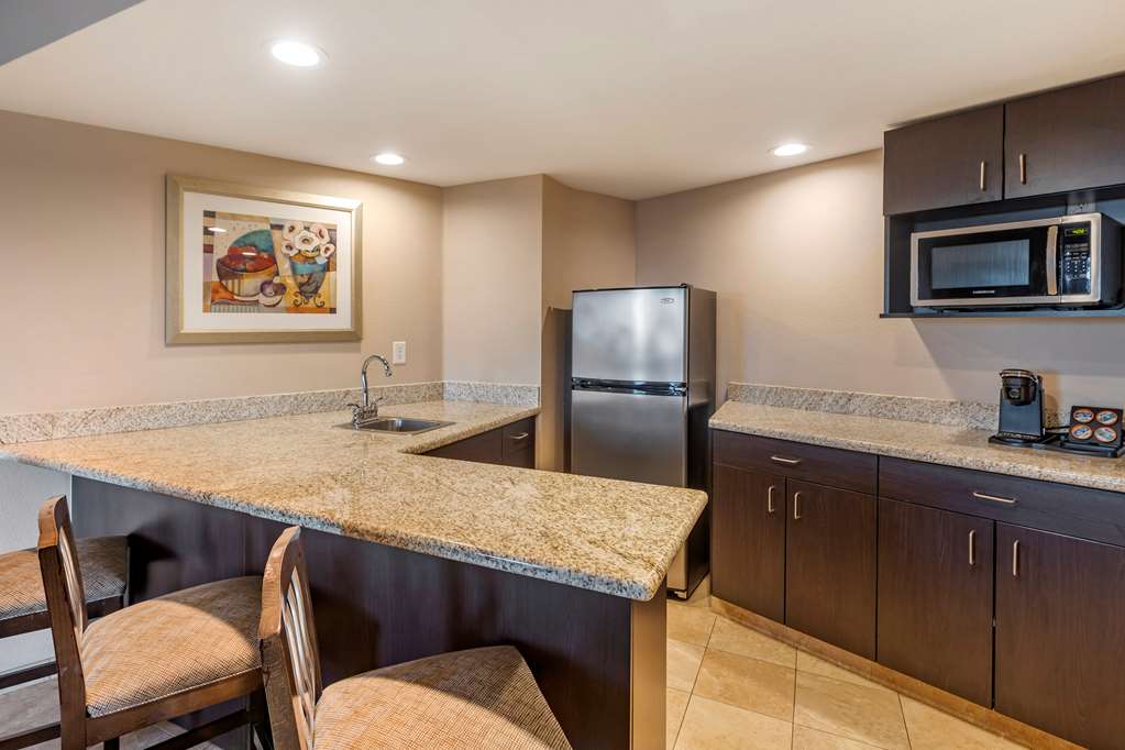 Best Western Plus Las Vegas South Henderson - photo 23