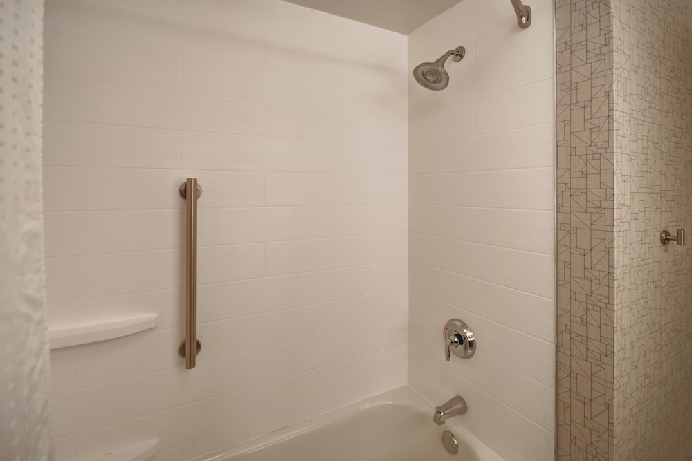 Holiday Inn Express & Suites Schererville by IHG - photo 16