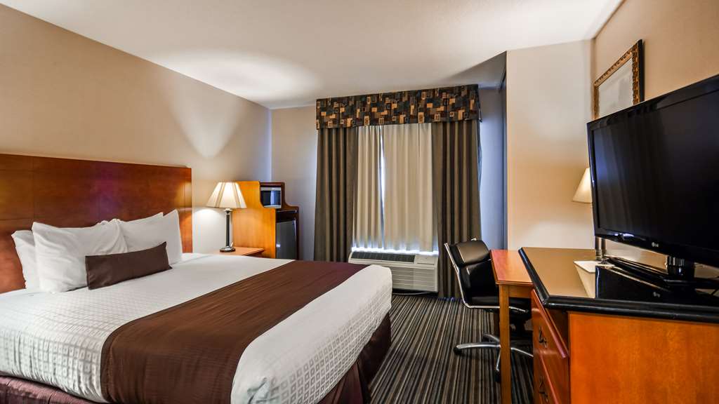 Best Western Plus Twin View Inn & Suites - photo 4