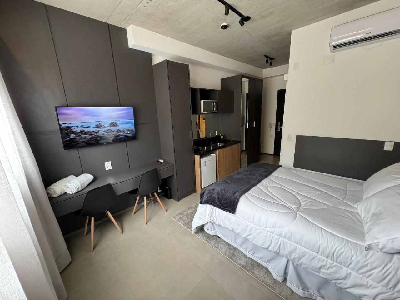 U_221 Studio lindo próximo ao Hosp. Sírio Libanês 100mts — 4-Star Luxury Hotel in Sao Paulo, Brasil