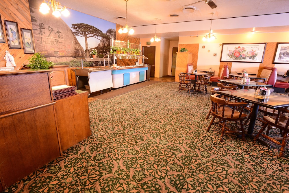 Burlington Inn - photo 30