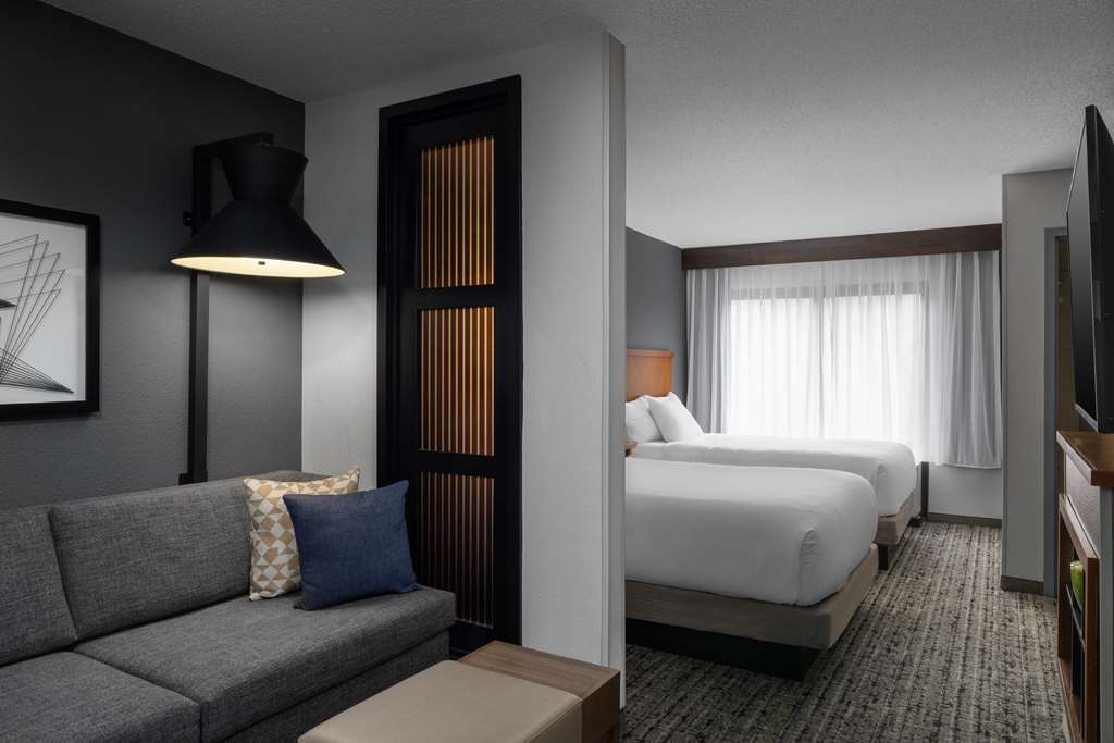 Hyatt Place Charlotte Airport Lake Pointe - photo 15
