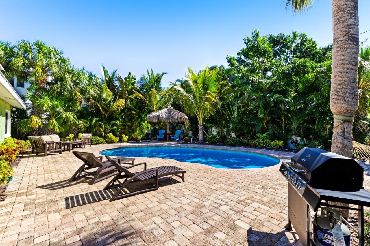 Island Time - carbon neutral hotel in Holmes Beach